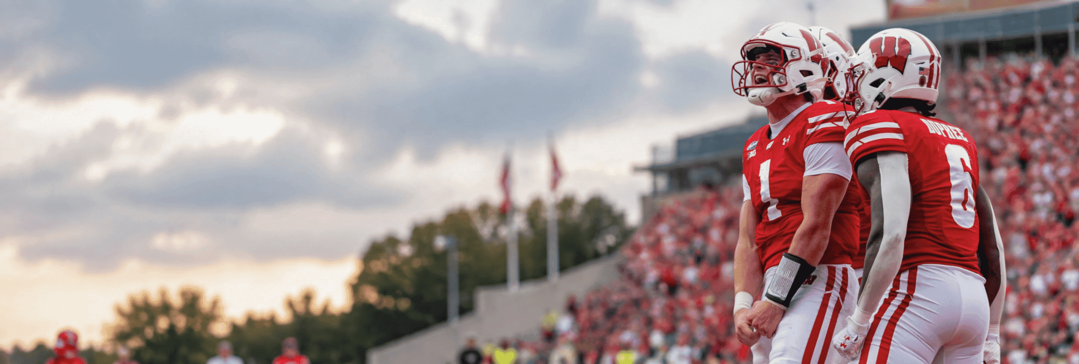 Eastern Michigan's Fast Start Fades in 54-10 Loss to Wisconsin